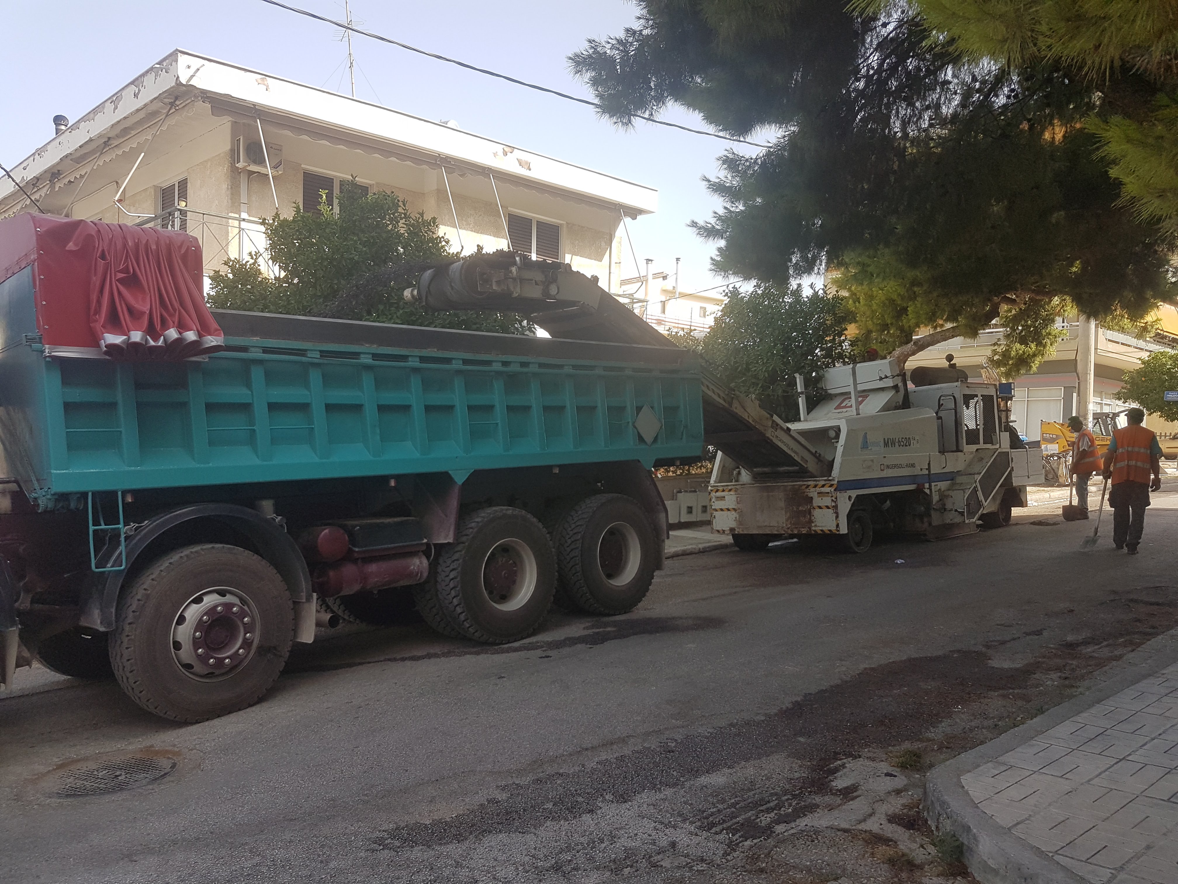 Από την Καναπίτσα ξεκίνησε ο νέος κύκλος των ασφαλτοστρώσεων στον Δήμο Ηρακλείου Αττικής