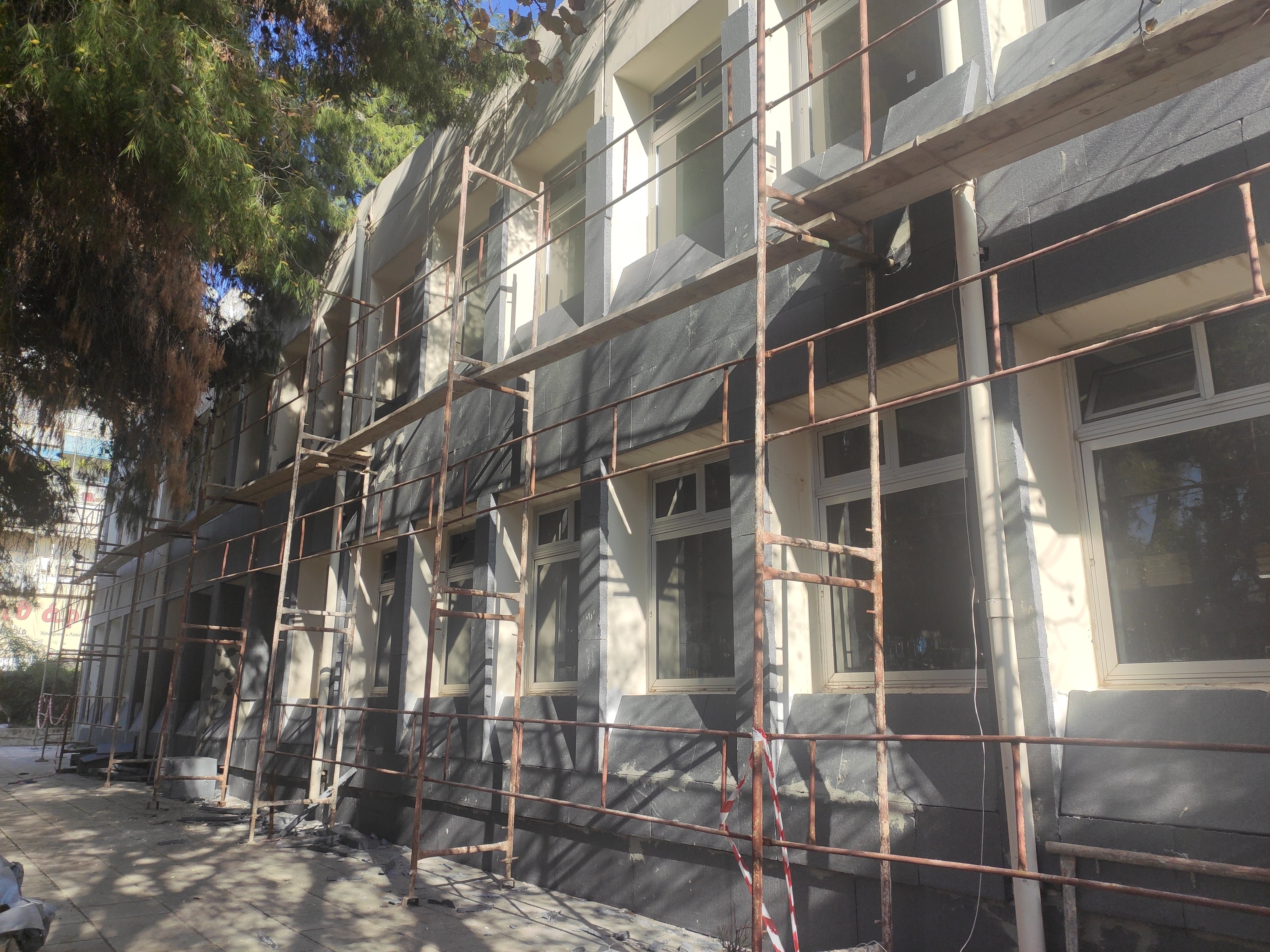 Μέσα στο Μάρτιο ξεκινούν έργα ενεργειακής αναβάθμισης σε 3 ακόμα σχολεία του Δήμου Ηρακλείου Αττικής