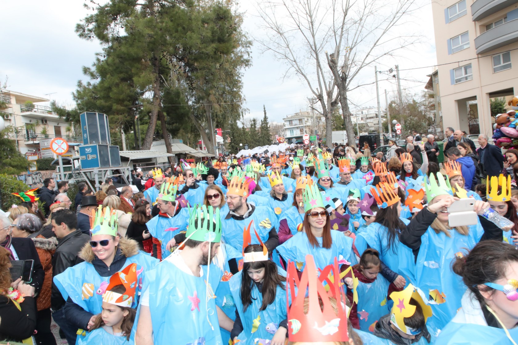 Κέφι, γέλια και χορός στο 2ο Ηρακλειώτικο Καρναβάλι 