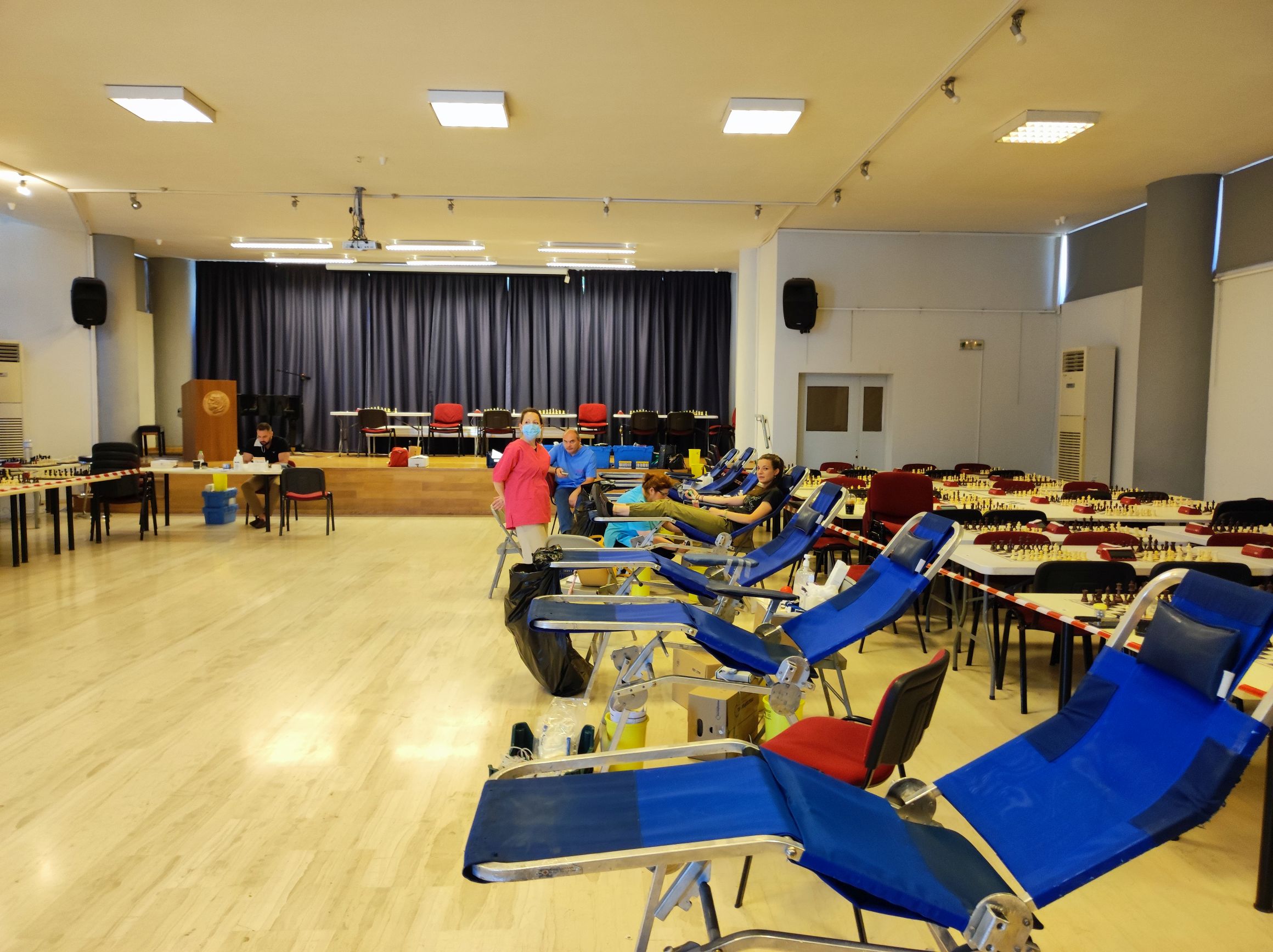 Δώρο ζωής από τη συμμετοχή των πολιτών στην καλοκαιρινή αιμοδοσία του Δήμου Ηρακλείου Αττικής